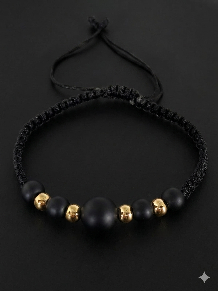 Pulsera Artesanal de Piedra Mate y Acentos Dorados en baño de Oro.