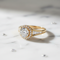 Anillo de Oro con Diamante